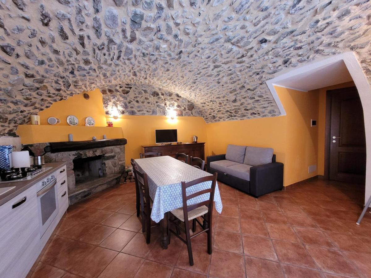 La Casa Sull' Altopiano Mountain Lake Iseo Hospitality Bossico Bagian luar foto
