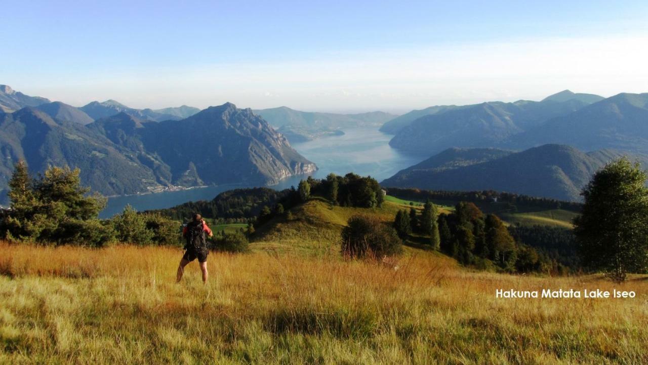 La Casa Sull' Altopiano Mountain Lake Iseo Hospitality Bossico Bagian luar foto